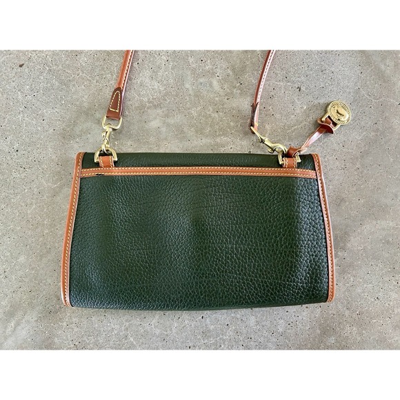 Vintage Dooney & Bourke AWL Pochette Cavalry Bag Ivy Dark Green British Tan - Picture 11 of 11